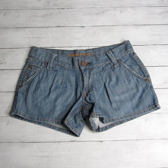Mossimo Vintage Y2K Denim Blue Jean Short Shorts Teen Jr Women's Size 7 - Picture 1 of 7
